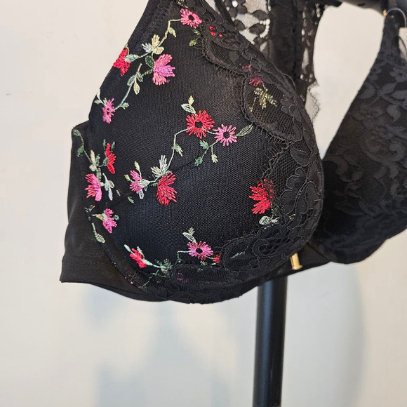 Cacique NWT Women's Floral Embroidered Lace Bra 44D Black Multi - Picture 3 of 8